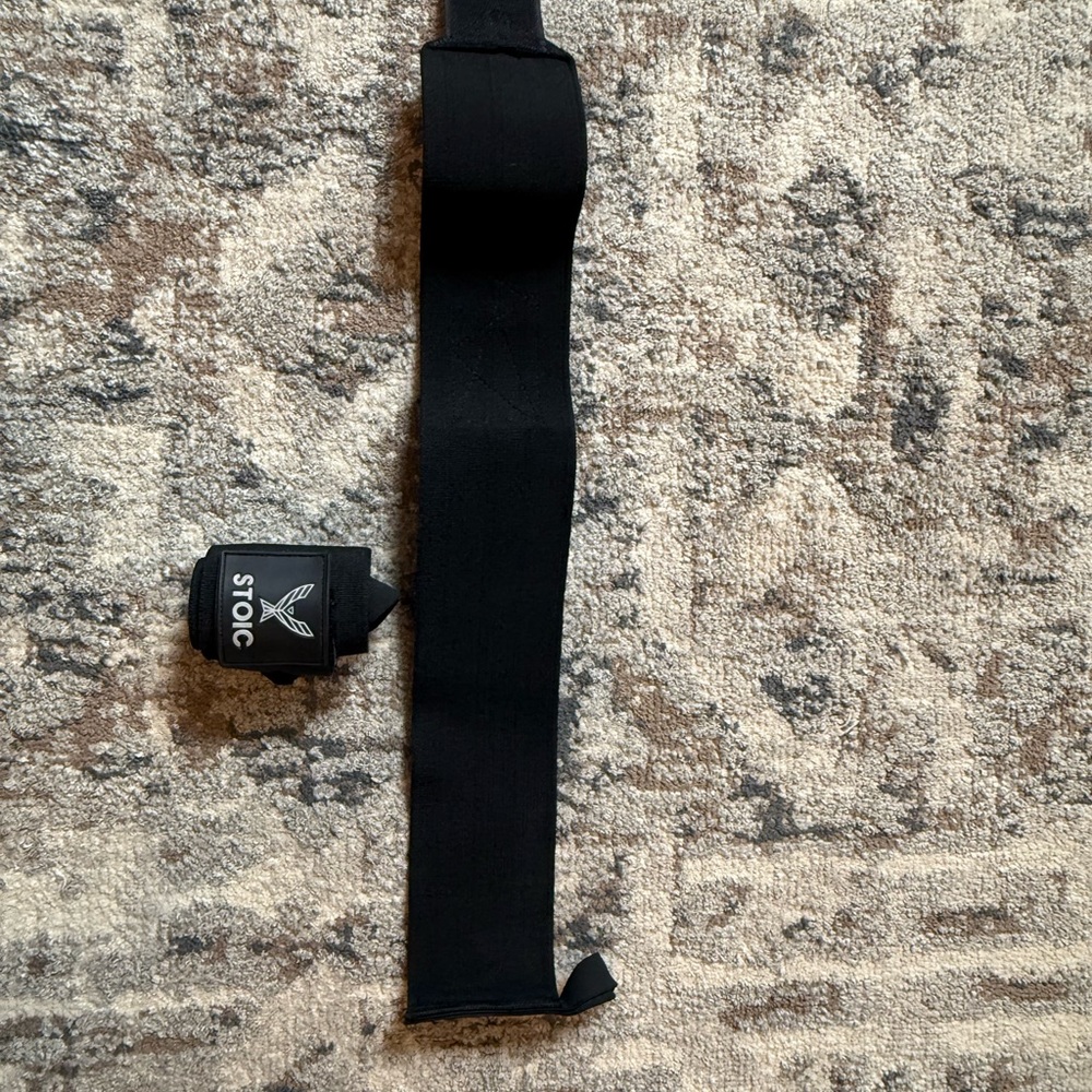 Stoic Black Lifting Wrist Wraps